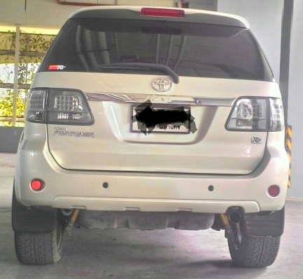 ขายรถ TOYOTA FORTUNER เครื่องเบนซิน 2.7V 4WD สภาพดีพร้อมใช้งาน ไม่เคยชนหนัก