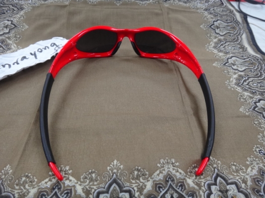 แว่นตา Oakley