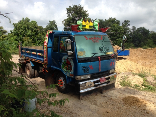 ขาย นิสสันยูดี 195 รถพร้อมใช้งาน ครัชซี่ใหญ่หนา เอกสารใบอินวอย