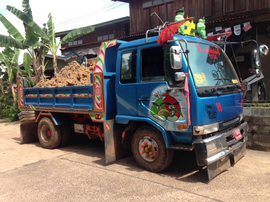 ขาย นิสสันยูดี 195 รถพร้อมใช้งาน ครัชซี่ใหญ่หนา เอกสารใบอินวอย