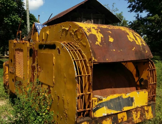 มี 3คัน ขายรวม 700,000บ ราคาเบาๆไม่แยก (รถบด 2คัน รถเกรด1คัน)สภาพจอดเช็คใช้งาน เอกสารทะเบียนครบ