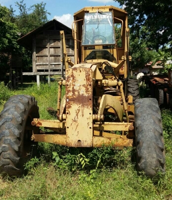 มี 3คัน ขายรวม 700,000บ ราคาเบาๆไม่แยก (รถบด 2คัน รถเกรด1คัน)สภาพจอดเช็คใช้งาน เอกสารทะเบียนครบ