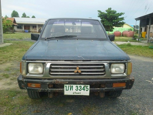 ขายครับ Cyclone ปี 35 รถเครื่องเกียร์ แชสซีไม่มีผุ ขายครับ Cyclone ปี 35 รถเครื่องเกียร์ แชสซีไม่มีผุ