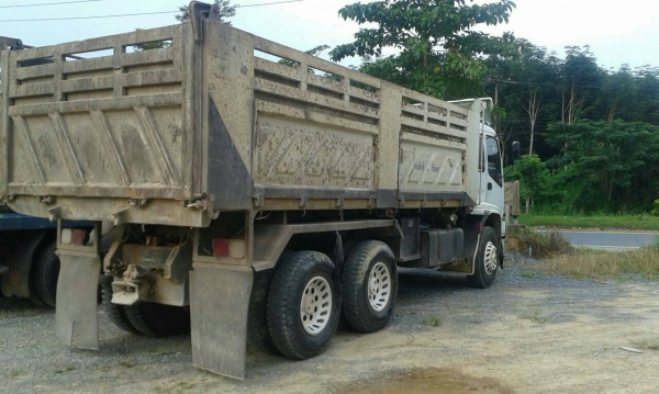 ขายรถบรรทุก 10 ล้อดัมพ์ ISUZU DECA 270 แรงม้าปี 2550 มีระบบลากพ่วง ราคา 1800000