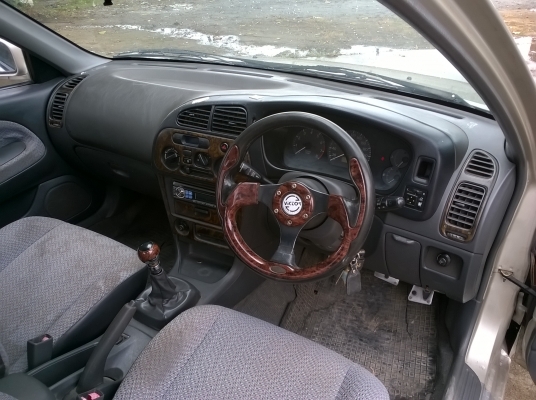 ท้ายเบนซ์งามสักคันครับ ท้ายเบนซ์งามสักคันครับ