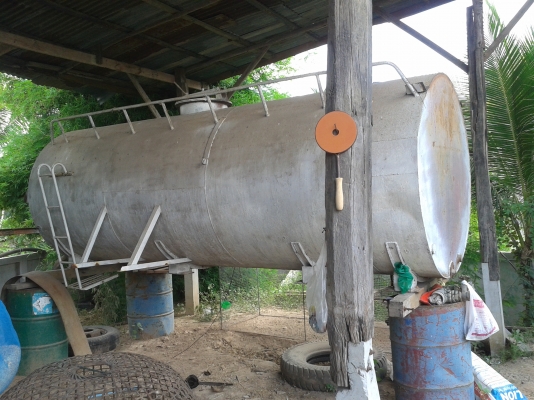 ขายถังน้ำ 10000 ลิตร สภาพดีไม่ผุก็บไว้ในร่มอย่างดีพร้อมวางได้เลย