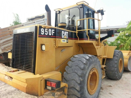 ขายรถตักล้อยาง CAT 950 F 2เล่มทะเบียนรถสวยพร้อมใช้ราคา 1,650,000 090-772-3710 090-772-3708 ขายรถตักล้อยาง CAT 950 F 2เล่มทะเบียนรถสวยพร้อมใช้ราคา 1,650,000 090-772-3710 090-772-3708