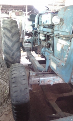 ขายรถไถ Ford 77T1 เครื่องสภาาพดี เดิมๆทุกอย่าง พร้อมใบดัน พาน7 cmt และผาน4ลำนาราย ต่อรองได้ ขายรถไถ Ford 77T1 เครื่องสภาาพดี เดิมๆทุกอย่าง พร้อมใบดัน พาน7 cmt และผาน4ลำนาราย ต่อรองได้