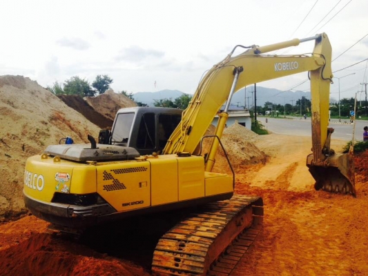 ขายรถ แบคโฮ Kobelco SK200 -3 เก๋งเทา รถสวยเอกสารเล่มทะเบียน
