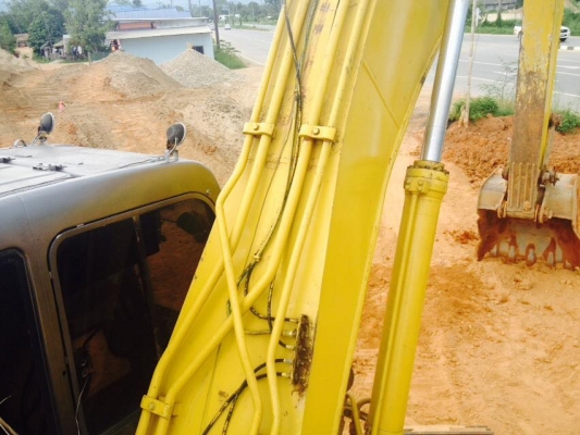 ขายรถ แบคโฮ Kobelco SK200 -3 เก๋งเทา รถสวยเอกสารเล่มทะเบียน