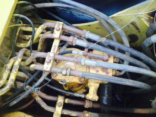 ขายรถ แบคโฮ Kobelco SK200 -3 เก๋งเทา รถสวยเอกสารเล่มทะเบียน