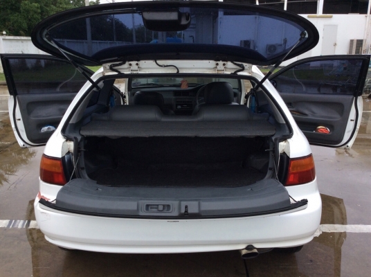 ขาย Civic 3ประตู ปี 95 เครื่องเดิม 1.5 เกียร์ออโต้ เพาเวอร์ กระจกไฟฟ้า เบาะหนัง ภายในสวยเดิม วิทยุCD แอร์เย็นฉ่ำ ตัวถังสีเงาสวยมีริ้วรอยเล็กน้อย เครื่องดี เกียร์ดี รถขับดีเลยครับ ภาษีปี59 เอกสารพร้อม ขายด่วนครับ