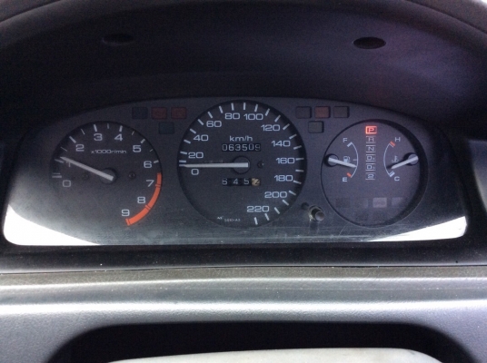 ขาย Civic 3ประตู ปี 95 เครื่องเดิม 1.5 เกียร์ออโต้ เพาเวอร์ กระจกไฟฟ้า เบาะหนัง ภายในสวยเดิม วิทยุCD แอร์เย็นฉ่ำ ตัวถังสีเงาสวยมีริ้วรอยเล็กน้อย เครื่องดี เกียร์ดี รถขับดีเลยครับ ภาษีปี59 เอกสารพร้อม ขายด่วนครับ