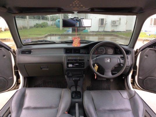 ขาย Civic 3ประตู ปี 95 เครื่องเดิม 1.5 เกียร์ออโต้ เพาเวอร์ กระจกไฟฟ้า เบาะหนัง ภายในสวยเดิม วิทยุCD แอร์เย็นฉ่ำ ตัวถังสีเงาสวยมีริ้วรอยเล็กน้อย เครื่องดี เกียร์ดี รถขับดีเลยครับ ภาษีปี59 เอกสารพร้อม ขายด่วนครับ