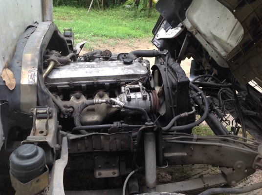 ขาย 6 ล้อ NPR-130 ตู้แห้ง ยาว 4.30 m.