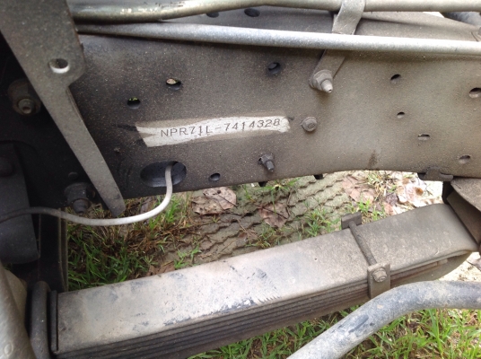 ขาย 6 ล้อ NPR-130 ตู้แห้ง ยาว 4.30 m.