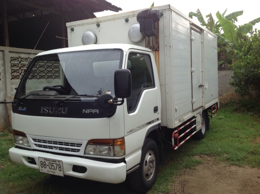 ขาย 6 ล้อ NPR-130 ตู้แห้ง ยาว 4.30 m.