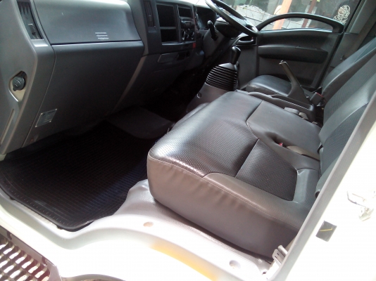 6 ล้อกลาง  *Euro.3*  ISUZU NPR 150 แรงม้า *คอมมอนเรว* ยาว 4.30 ม.*  รถสวยเดิม+สวยจริง+พร้อมใช้งาน * รถห้างแท้ * มีเล่มพร้อม *