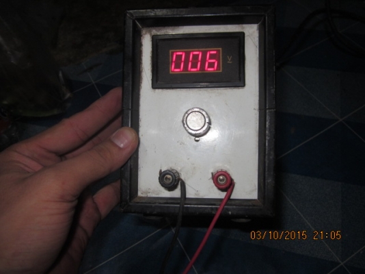 ที่ชาร์ตแบ็ตฯ ปรับค่าโวลท์ได้ มีตัวเลขบอกสถานะ ที่ชาร์ตแบ็ตฯ ปรับค่าโวลท์ได้ มีตัวเลขบอกสถานะ