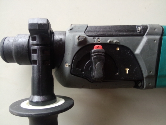 สว่านโรตารี่3ระบบ Makita รุ่น HR2470F