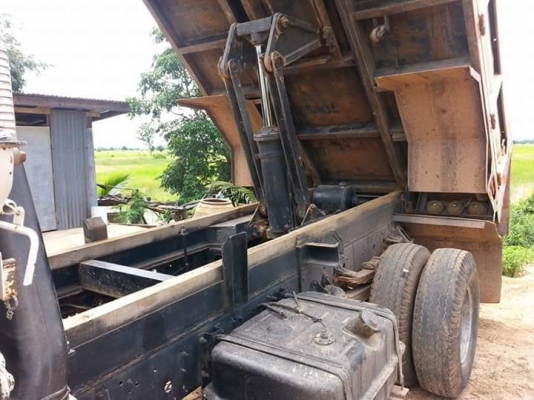 ขายดั้มเดก้า 195แรง พ.เพาเวอร์ เบรกทิฟฟี่ ภายในสวย แอร์เย็น สภาพพร้อมใช้งาน เอกสารพร้อมโอน สนใจโทร 090-8588220คุณนะ 093-3258446คุณบิว หรือเข้าดูสินค้าอื่นๆได้ที่ www.truck.in.th/498 หรือเพจFacebook ณรงค์ ซื้อขายรถมือสอง (เว็บไซต์ส่วนตัว) หรือFacebook ตลาด