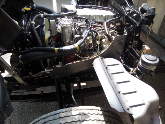 6 ล้อกลาง  *Euro.3*  HINO *ซีรีย์500*  FC9J 150 แรงม้า *คอมมอนเรว*  *ยาว 5.50 ม.*  รถสวยเดิม+สวยจริง * รถห้างแท้ * มีเล่มพร้อม*