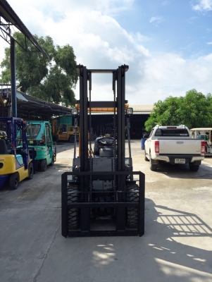 -:-*&bull;*ข า ย ร ถ ย ก นำ เ ข้ า*&bull;*-:-TCM FD30Z5 เครื่องดีเซล เกียร์ออโต้ เสาสูง4เมตร สนใจติดต่อ 083-062-0223/098-329-9549(ปอนด์)