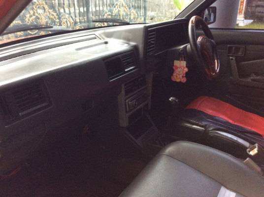 นิสสัน  เครื่อง ga15 หัวฉีด แอร์หนาว พร้อมใช้