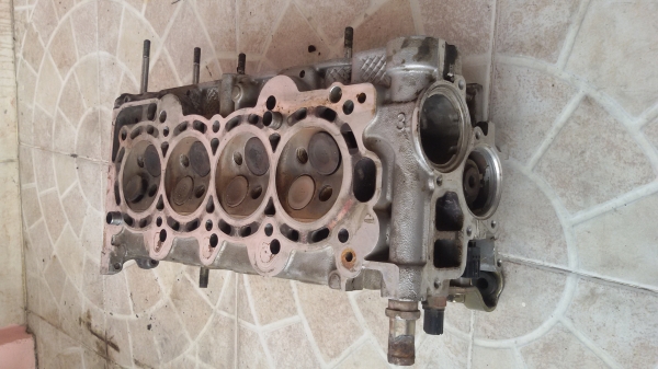 ฝาสูบ ฮอนด้าแจ๊ส i-dsi ปี 04   L15A