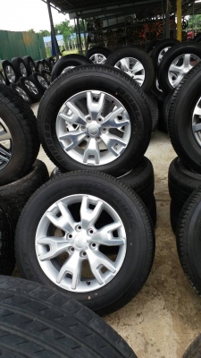 ล้อ FORD ขอบ 18 พร้อมยาง bridgestone ปี 14 ชุดล่ะ 15,000