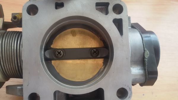 ปีกผีเสื้อ ฮอนด้าแจ๊ส i-dsi ปี 04   L15A