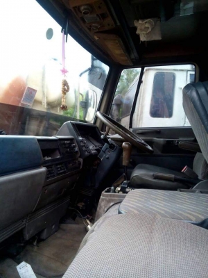 ขายเทรลเลอร์2เพลา ร็อกกี้175แรง เครื่องดีแคชซีสวย มีบันไดไฮดรอลิกขึ้นรถเกี่ยว สภาพพร้อมใช้งาน เอกสารพร้อมโอน สนใจโทร 090-8588220คุณนะ 093-3258446คุณบิว หรือเข้าดูสินค้าอื่นๆได้ที่ www.truck.in.th/498 หรือเพจFacebook ณรงค์ ซื้อขายรถมือสอง (เว็บไซต์ส่วนตัว)