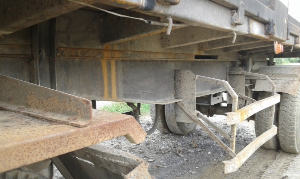 ขายลูกพ่วงดั้ม สามมิตร สภาพดี ราคา 320,000 ขายลูกพ่วงดั้ม สามมิตร สภาพดี ราคา 320,000