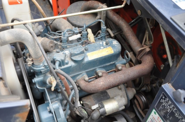 ขายรถเกี่ยว นวดข้าวkubota R1-151 ดีเซล3สูบ แรง สวยเดิมจากญี่ปุ่น 65,000เท่านั้น!!