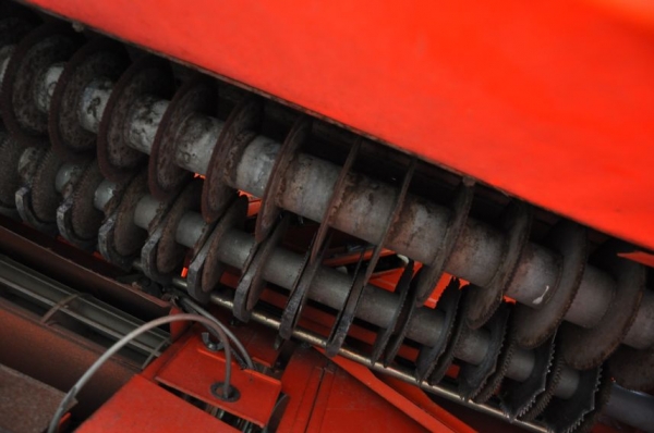 ขายรถเกี่ยว นวดข้าวkubota R1-151 ดีเซล3สูบ แรง สวยเดิมจากญี่ปุ่น 65,000เท่านั้น!!