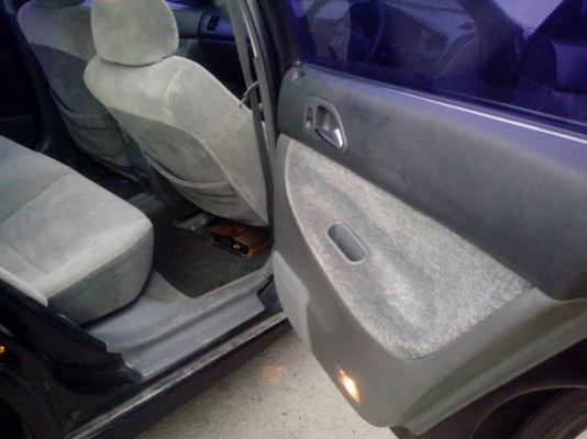 082 001 7017 แอคคอร์ดปี95ออโต้ ไม่แก๊ส สีใหม่ๆสวยเต็ม แอร์เย็นๆภายในสะอาด รถบ้านพร้อมใช้