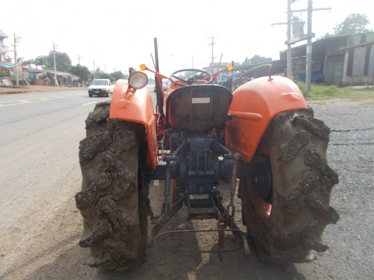 tมาแล้วจ้า ร้านสีนวน ลำเพลิน  ของดีราคาถูก   KUBOTA 3001 โฟร์วิน พาวเวอร์ พร้อมใบดันหน้า สภาพรถทุกอย่างดี พร้อมใช้งาน  นัดรับสินค้า บ่อคู่ ลพบุรี (ลำนารายณ์) 0895405123 (อ๊อด)