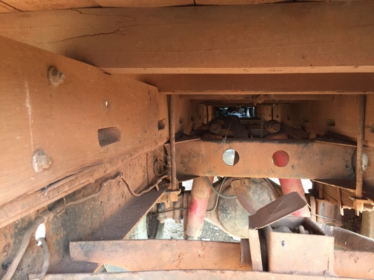 KM779ติดเครน2.5ทะเบียนพร้อมโอนครับ