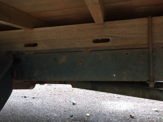 KM779ติดเครน2.5ทะเบียนพร้อมโอนครับ