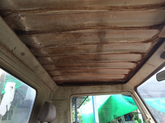 KM779ติดเครน2.5ทะเบียนพร้อมโอนครับ