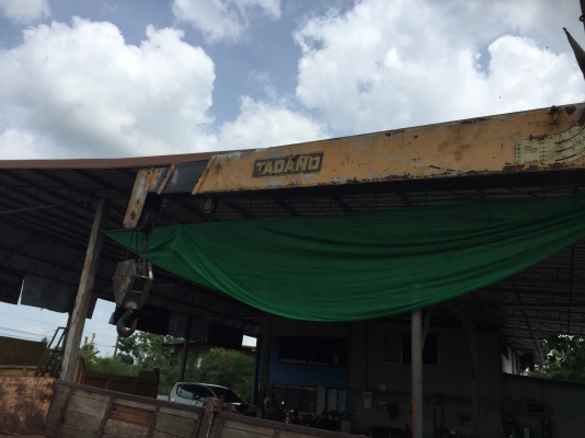 KM779ติดเครน2.5ทะเบียนพร้อมโอนครับ