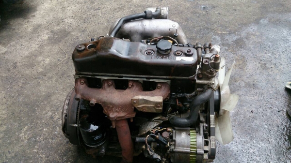 ขายเครื่องยนต์ isuzu 2800 มีเลข