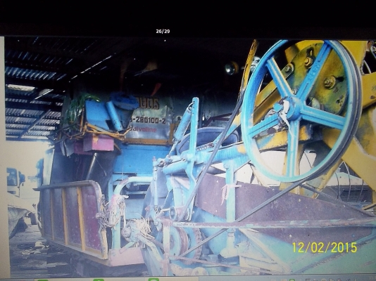 ขายรถเกี่ยวศักดิ์พัฒนา รองกระสอบ