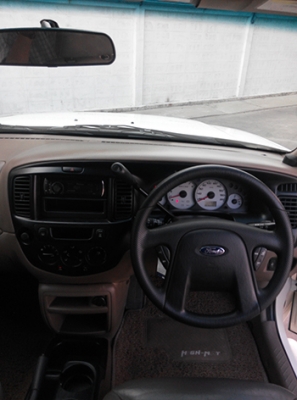 FORD ESCAPE 3.0 SUV XLT V6 AT ปี 2008 สีขาวมุก FORD ESCAPE 3.0 SUV XLT V6 AT ปี 2008 สีขาวมุก