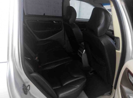 VOLVO - V70 - 2.3 XC AWD AT ปี2003 สีเทา VOLVO - V70 - 2.3 XC AWD AT ปี2003 สีเทา