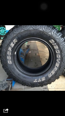 ขายยางcooper stt 265/75/16ปี14ดอกเต็มๆใช้น้อย