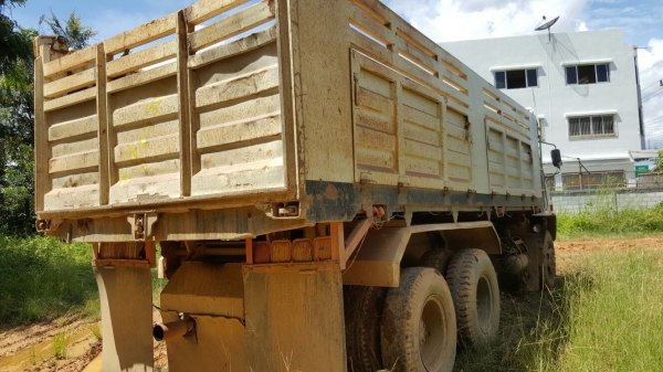 รถอีซูซุ 10 ล้อดั้ม FXZ  240 แรงม้า.  ( หัวขาว. )   สนใจติดต่อ  081 - 6079515