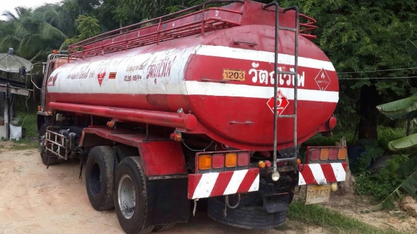 ขายสิบล้อรถนำ้มัน 240 ขายสิบล้อรถนำ้มัน 240