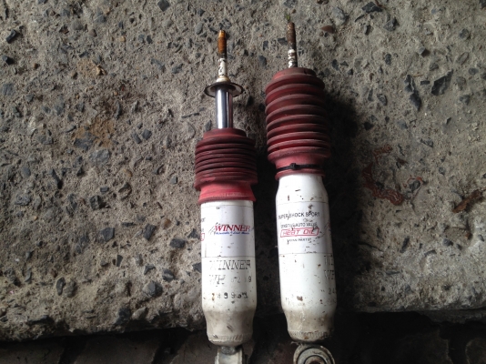 ขายโช๊คหน้า winer แกน 20 มิล ใส่่มังกร ดราก้อน หนึบๆ