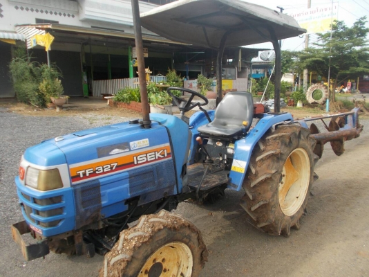 มาอีกแล้ว สีนวน จัดให้ สำหรับลูกค้าทุนน้อยแต่อยากได้ของดี ราคาถู๊กถูก  ISEKI TF327 โฟร์วิน พาวเวอร์ เครื่องดี ยางดี เกียร์ดี พร้อมใช้งาน นัดรับสินค้า บ่อคู่ ลพบุรี (ลำนารายณ์) หรือโทรสอบถาม 0895405123(ช่างอ๊อด)